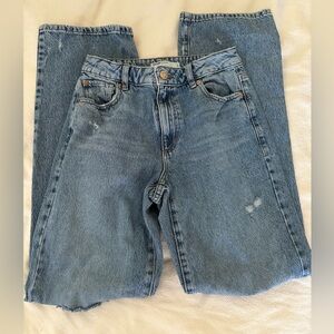 Garage Straight Distressed Blue Jeans sz 3 / 26